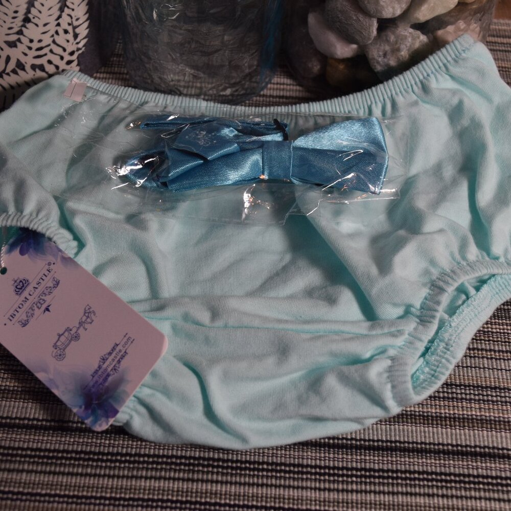 Infant Diaper Cover, Suspenders & Bow Tie NEW